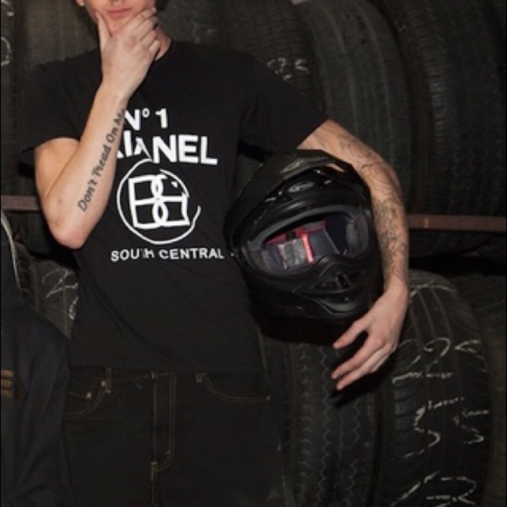 BRIAN LICHTENBERG BLACK TEE 🖤 - Picture 2 of 6